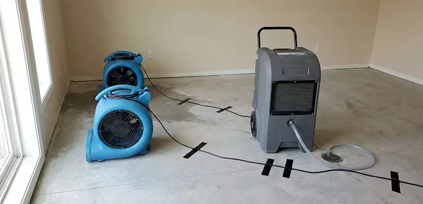 Commercial Water Restoration in Mc Caysville
